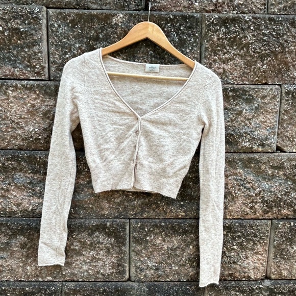 Aritzia Wilfred Santorini Cardigan Heather Light Oatmeal - Picture 2 of 7